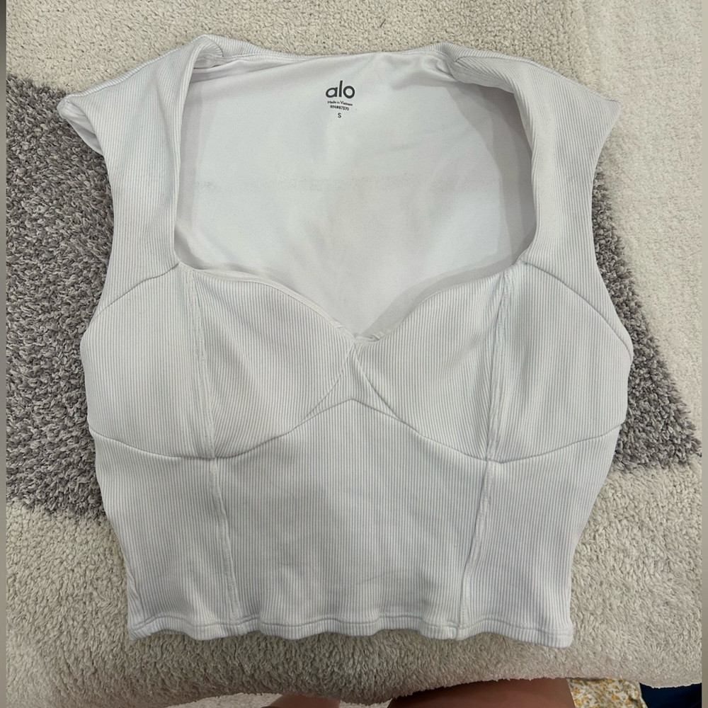 ALO Yoga ribbed sweetheart short sleeve top